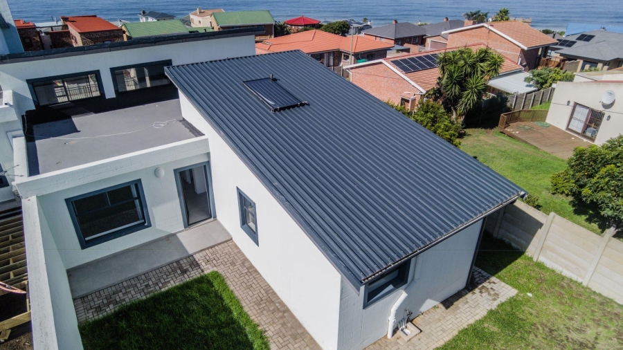 3 Bedroom Property for Sale in Dana Bay Western Cape